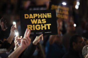 daphne was right